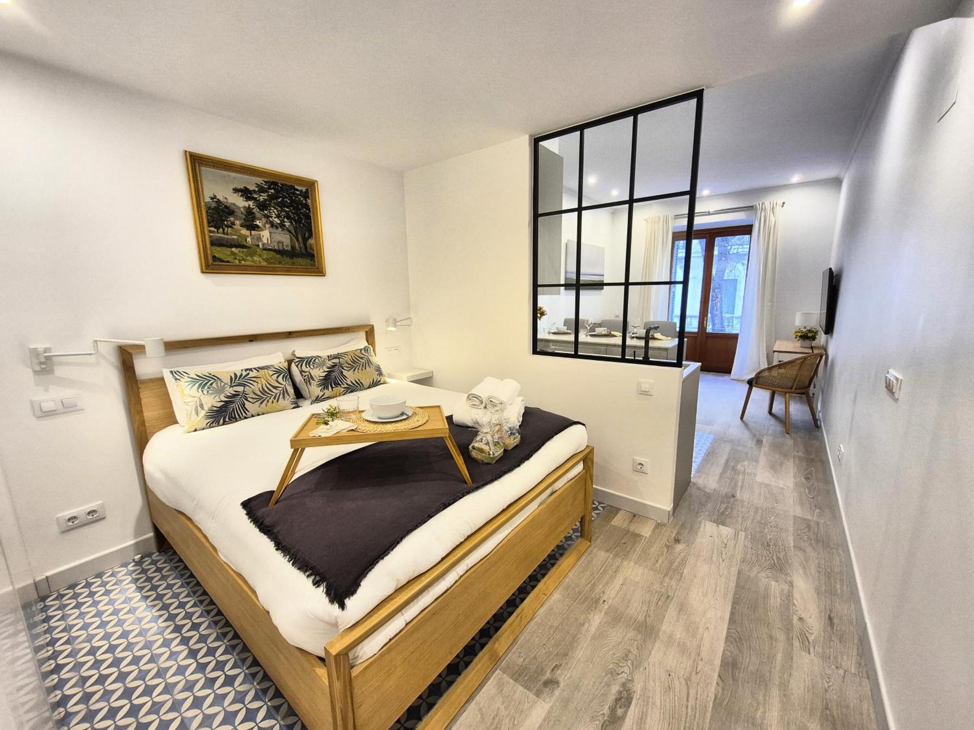 Apartamentos Plaza De Espana Madryt Zewnętrze zdjęcie
