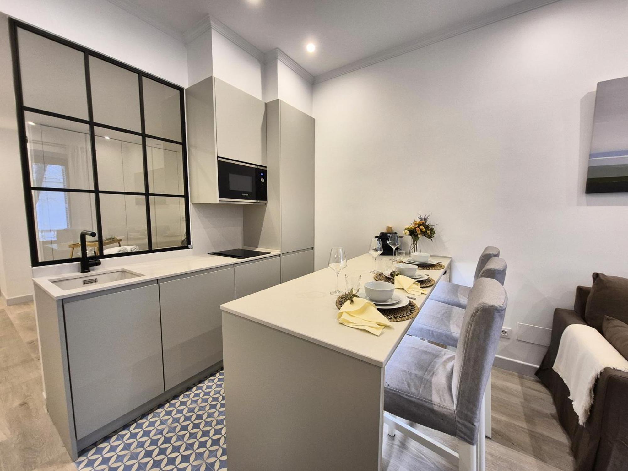 Apartamentos Plaza De Espana Madryt Zewnętrze zdjęcie