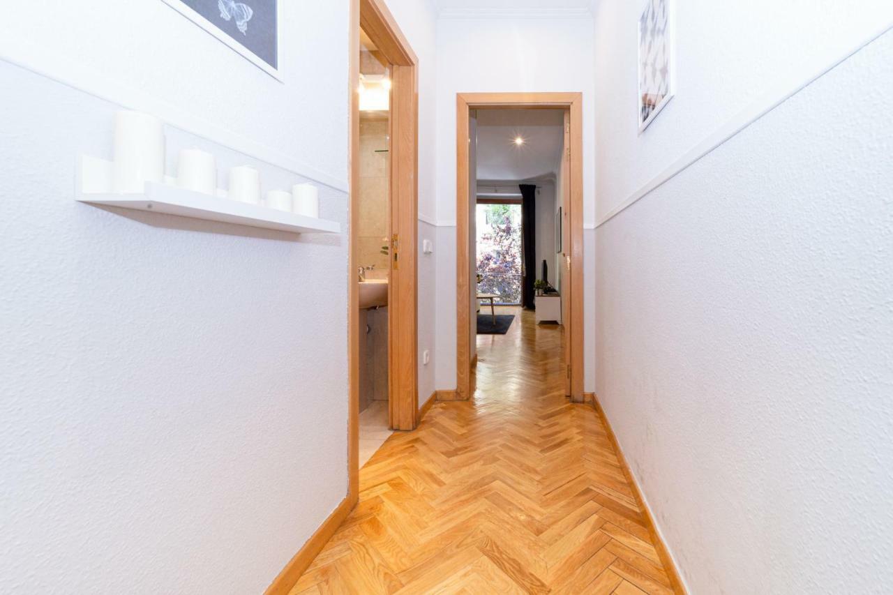 Apartamentos Plaza De Espana Madryt Zewnętrze zdjęcie