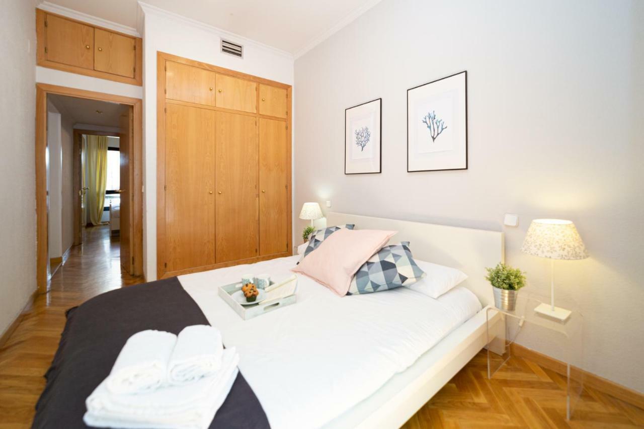 Apartamentos Plaza De Espana Madryt Zewnętrze zdjęcie