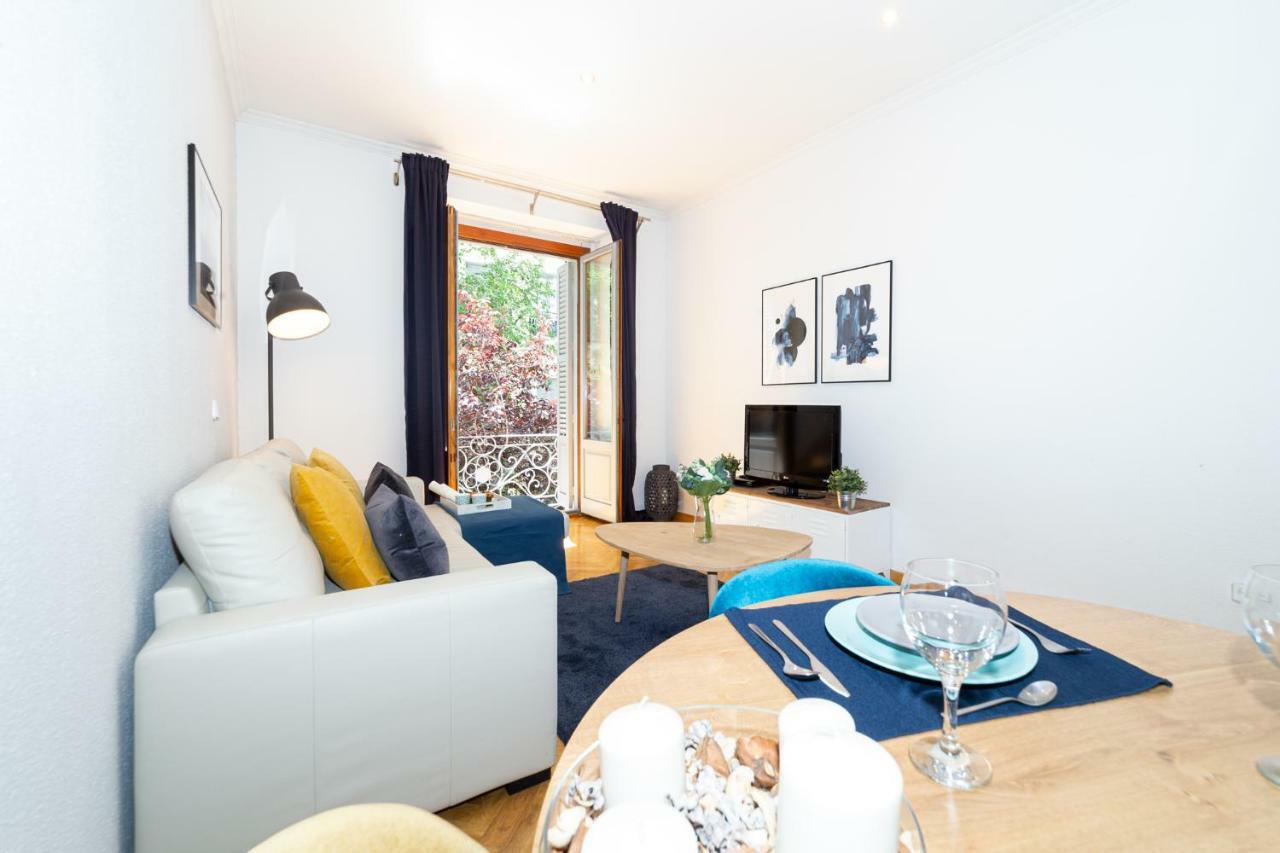 Apartamentos Plaza De Espana Madryt Zewnętrze zdjęcie
